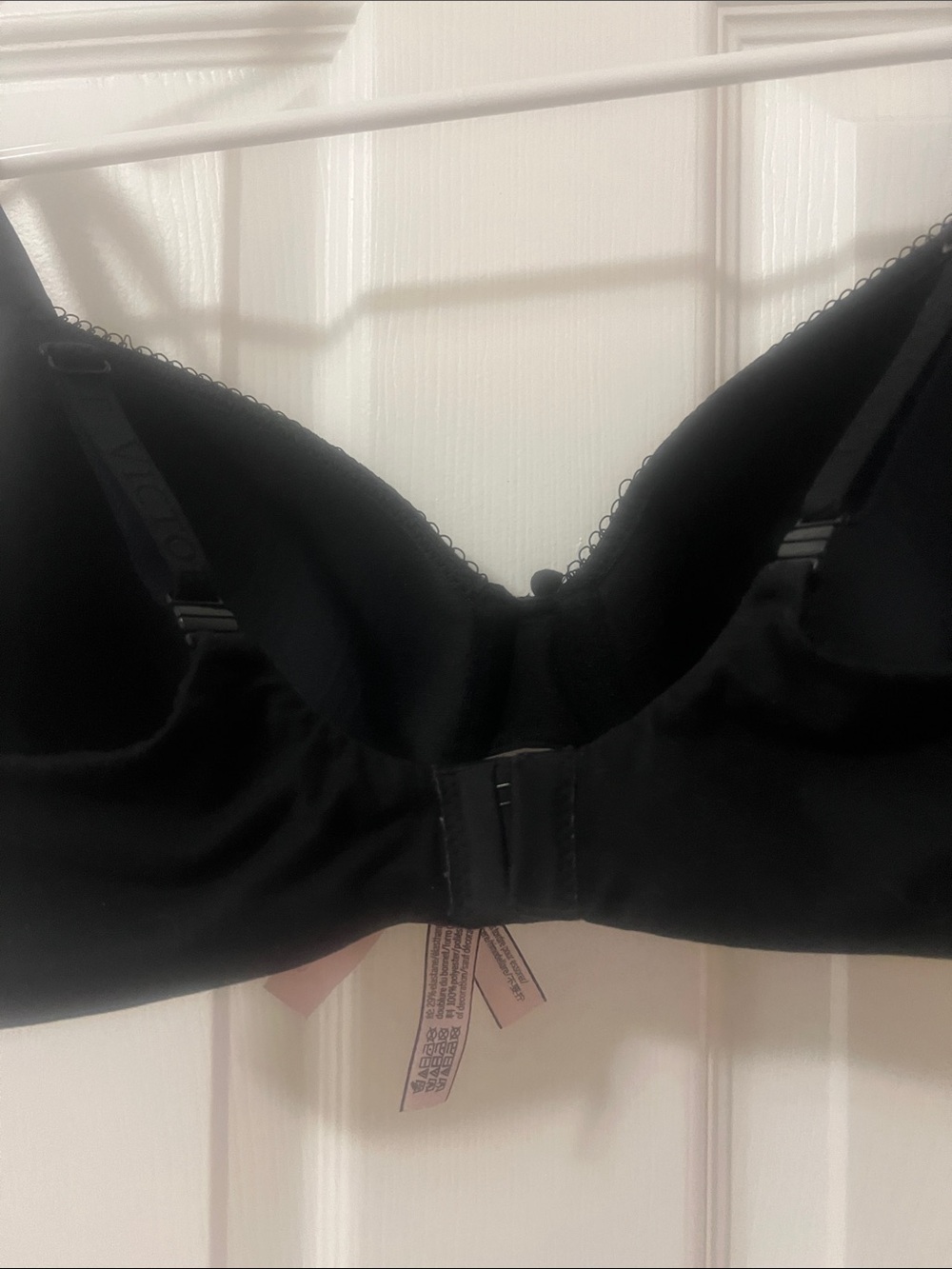 Victoria Secret underwire bra 34D - Picture 3 of 4